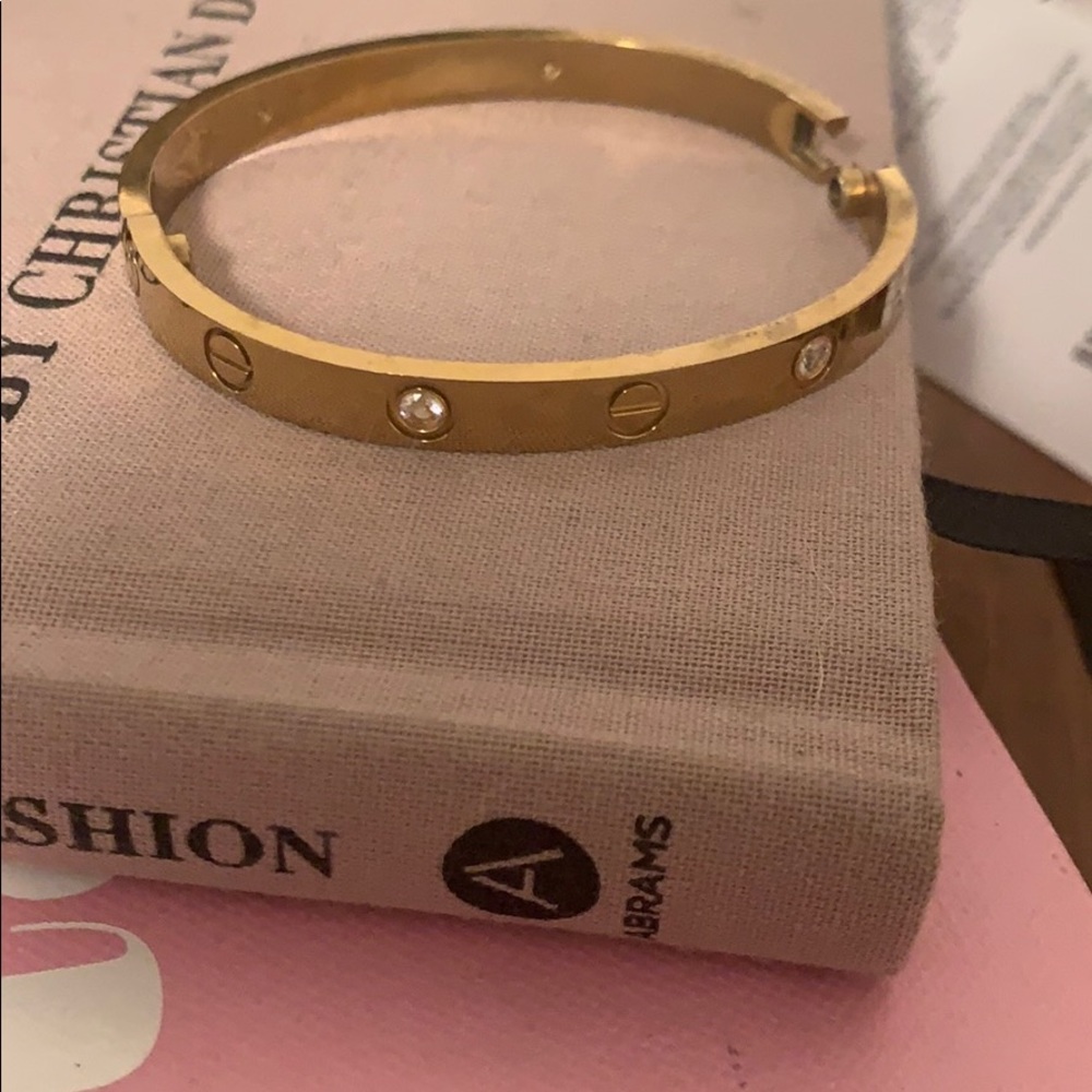 Gold bracelet like love bracelet